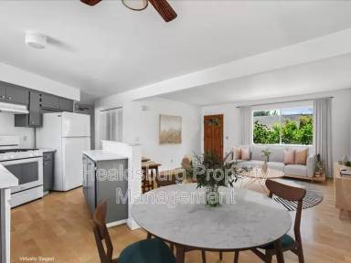 Main picture of 829 Prince Ave