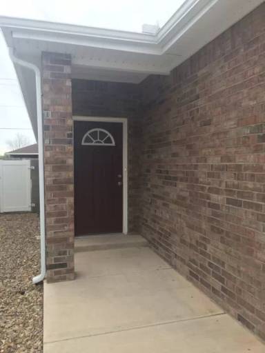 Main picture of 2640 E 14th St