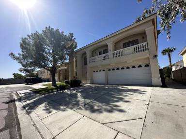 Main picture of 1485 Falling Snow Ave