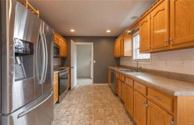 Main picture of 21088 Larson Rd