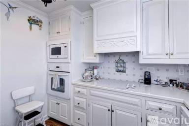 Main picture of 7505 River Rd
