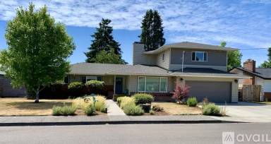 Main picture of 500 NW 18th St