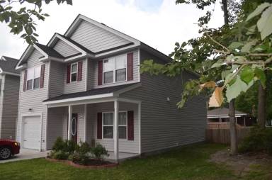 Main picture of 2046 Lockard Ave