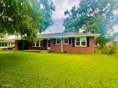 Main picture of 95 Sheridan Way