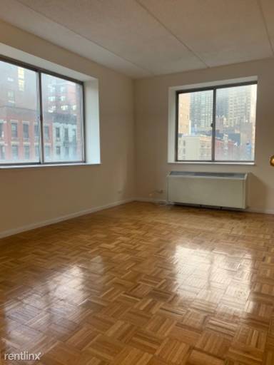 Main picture of 345 E 64th St
