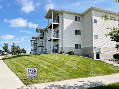 Main picture of Hawk Pointe Apartments
