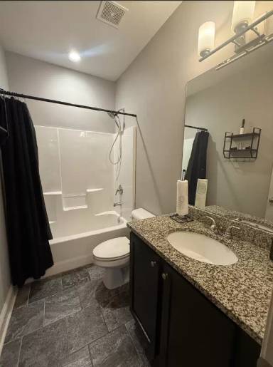 Main picture of 2750 Flat Shoals Rd
