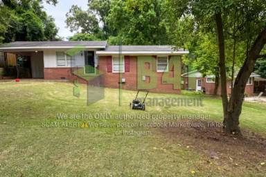 Main picture of 212 Moss Dr