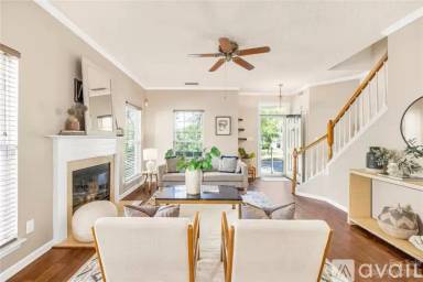 Main picture of 5649 Winslow Ave NW