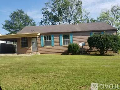 Main picture of 724 Kings Rd