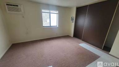 Main picture of 591 E Buchtel Ave