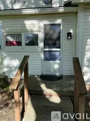 Main picture of 397 S 10th St