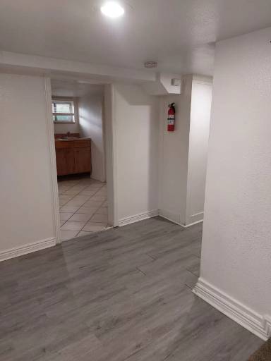 Main picture of 2006 7th Ave