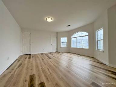 Main picture of Chancery Ln