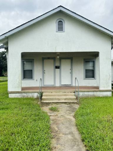 Main picture of 208 Surrey St