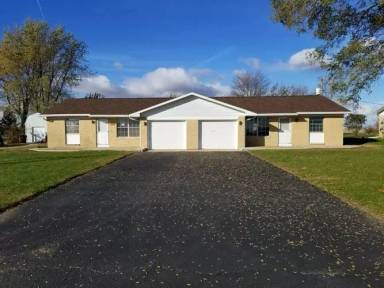 Main picture of 5170 S County Road 100 W