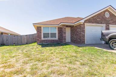 Main picture of 2913 Starlight Dr