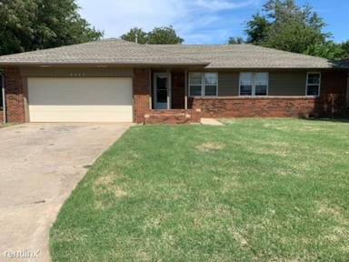 Main picture of 2529 Manchester Dr