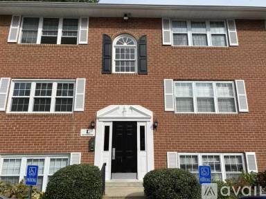 Main picture of 818 South Ave