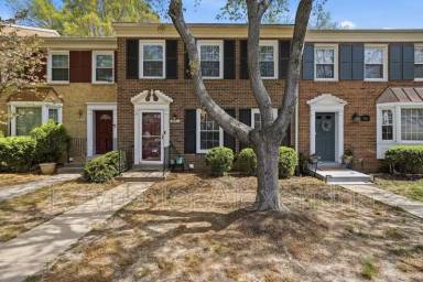 Main picture of 8239 Doctor Craik Ct