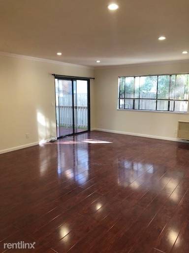 Main picture of 27 Stevens Pl