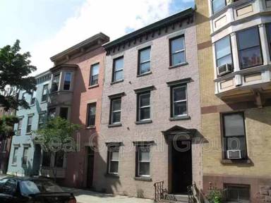 Main picture of 398 Madison Ave