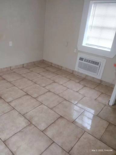 Main picture of Pine Lake Apartments