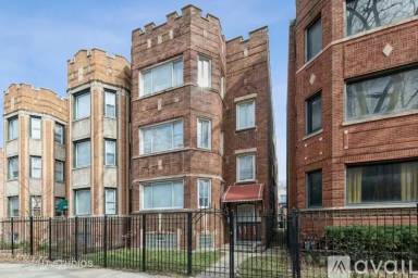 Main picture of 7651 S Kingston Ave
