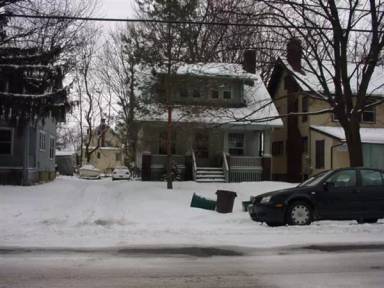 Main picture of 910-38 Dewey Ave
