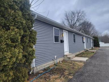 Main picture of 2355 Washington Ave