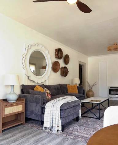 Main picture of 1 S Donnybrook Ave