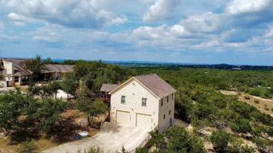 Main picture of 698 Plant Lady Ln