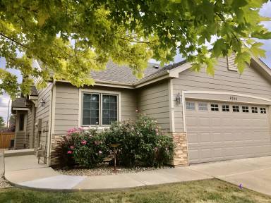 Main picture of 4744 Parachute Cir