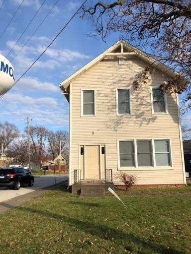 Main picture of 1702 15th Street Pl