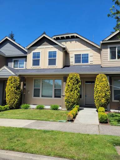 Main picture of 3504 Hepburn St NE