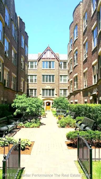Main picture of 1120 Washington Blvd