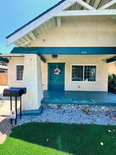 Main picture of 554 Randolph St