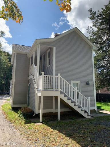 Main picture of 59 Oak St
