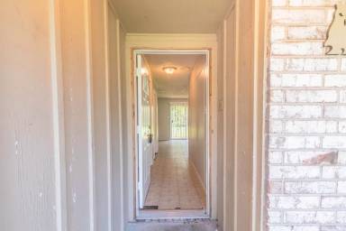 Main picture of 9002 Allwood St