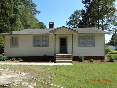 Main picture of 107 Pinecrest St