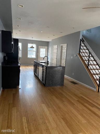 Main picture of 2937 Boudinot St