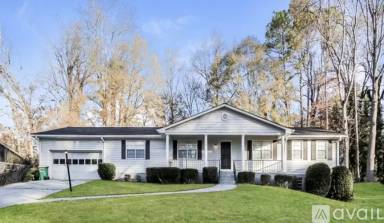 Main picture of 61 Vanya Ln SE