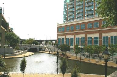 Main picture of Vistas On The James