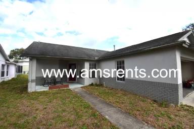 Main picture of 7811 Turkey Oak Ln