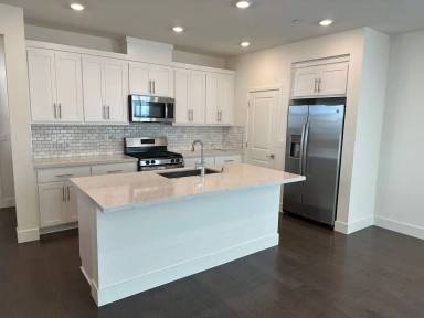 Main picture of 2056 Marina Dr