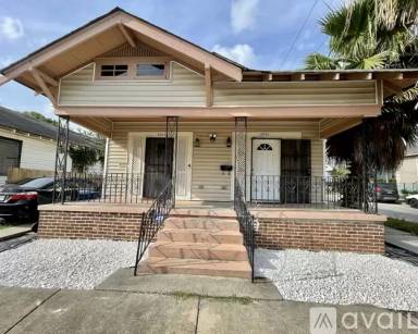 Main picture of 4901 Willow St