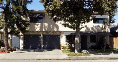 Main picture of 2741 E De Soto St