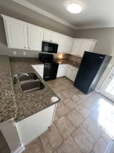 Main picture of Hidden Oaks Apartments