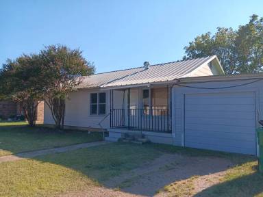 Main picture of 705 Fillmore St