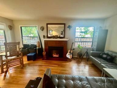 Main picture of 253 Fernando Ave